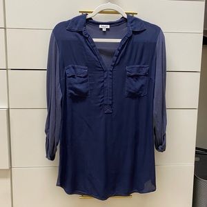 Navy blue Splendid top